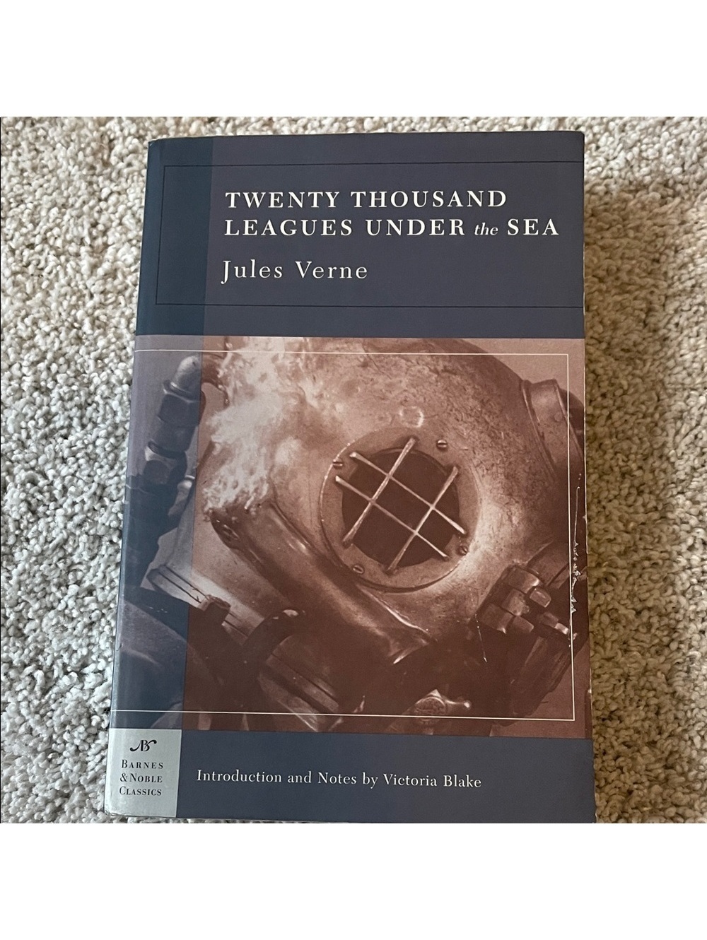 NWOT | Barnes & Noble | Twenty Thousand Leagues Under the Sea Book